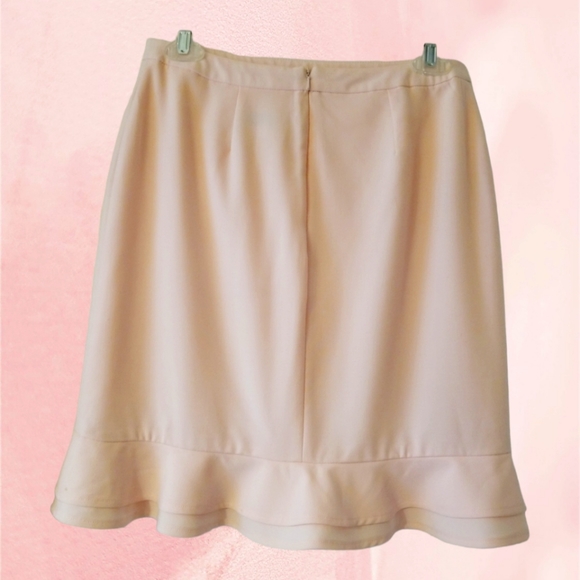 Worthington Petite Blush Pink Skirt with Tiered Ruffle Hem; Size 4P - Picture 2 of 5